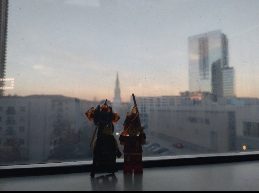 Dozercookierun2's tweet image. Pictures of Kai and Cole I took out in the city monthsss ago...(My last bday) #ninjago #ninjagokai #NinjagoCole