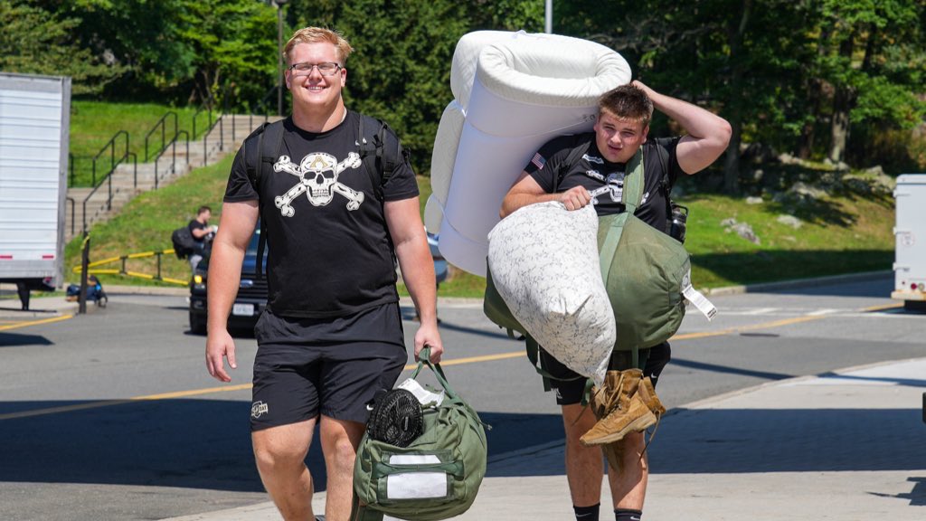 The guys have arrived for camp 🏈