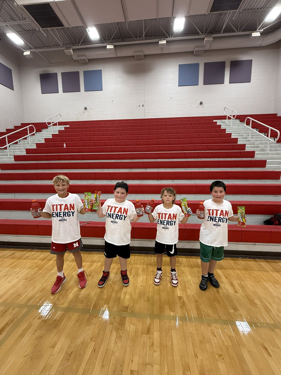 Day 1 of camp was full of positive energy in the gyms with the 3rd and 4th graders! #TEAM

Titan Effort - 3rd Grade - Gabe Youngblood
Titan Effort - 4th Grade - Elyott Swanberg
Camp MVP - 3rd Grade - Lawson Rausch
Camp MVP - 4th Grade - Easton Meints