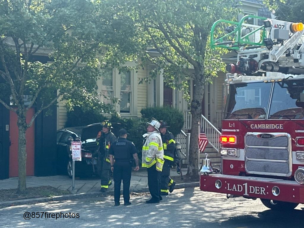 CambridgeMAFire's tweet image. Just after 4 pm, Eng 5, Lad 1, Res 1, Sqd 3, & Div 1 responded to the vehicle into the bldg at 350 Broadway, which damaged the gas meters. Gas flow was secured. One person was treated & transp for evaluation.
Duty: Group 1
@EversourceMA was on scene to shut down the gas service.