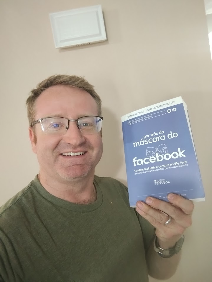 Ryan Hartwig (@hartwig_free) on Twitter photo Great to finally see the Portuguese version of my book. Thanks again to all of my Brazilian friends who have supported me the last 5 years. I hope that Brazil can finally have free speech restored. #brasil #brazil <a href="/Biakicis/">Bia Kicis</a> <a href="/gustagsyer/">gustavogayer</a> <a href="/VlogdoLisboa/">🇧🇷 VLOGDOLISBOA</a> <a href="/flferronato/">Flavia Ferronato</a> Great to finally see the Portuguese version of my book. Thanks again to all of my Brazilian friends who have supported me the last 5 years. I hope that Brazil can finally have free speech restored. #brasil #brazil <a href="/Biakicis/">Bia Kicis</a> <a href="/gustagsyer/">gustavogayer</a> <a href="/VlogdoLisboa/">🇧🇷 VLOGDOLISBOA</a> <a href="/flferronato/">Flavia Ferronato</a>