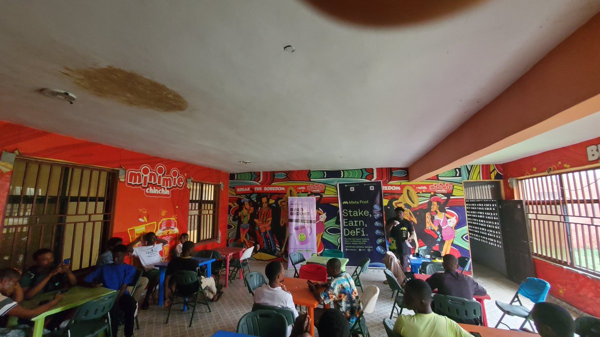 don_zee10's tweet image. Finally, we've concluded @build_buddies July in flying colors . It's was quite an epic experience at @BchainUniport campus.
No doubt we vibed, & learnt alot among ourselves.
Kudos to @meta_pool for making this experience possible in our time.
#Web3Community #BlockchainHelp…