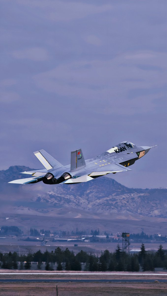 avionot's tweet image. Türkiye’nin 5. nesil savaş uçağı KAAN mobil duvar kağıdı.
Seçeneklerden 4K çözünürlükte yükleyebilirsiniz.