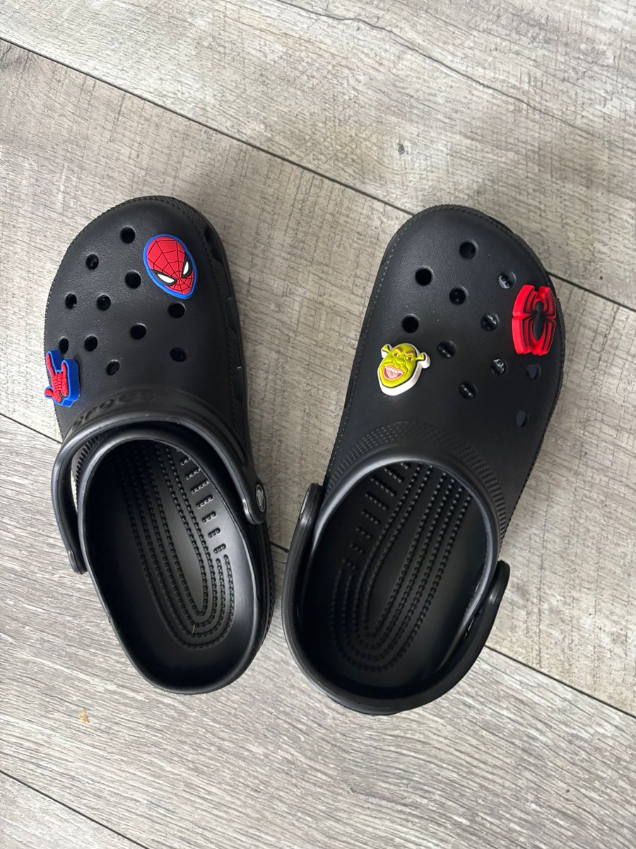 kezottle's tweet image. yall like my spiderman crocs?