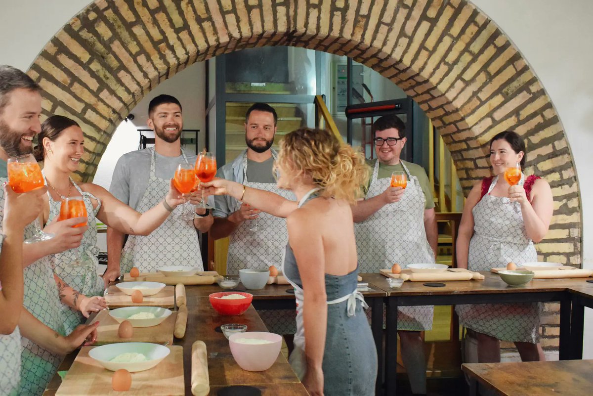 📣New blog post alert!📣
Top Cooking Classes in Rome for Adults
romewithchef.com/adult-cooking-…