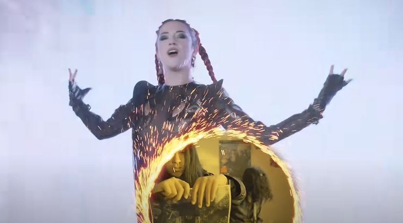 FindNewSong's tweet photo. EDGE OF PARADISE - The Other Side of Fear (Official Video) | Napalm Records  
https://t.co/tzXA8lt3Q2
#rock #hardrock #AlternativeRock #metal #newmusic #music #musicpromotion https://t.co/Cw2X0k31Rc