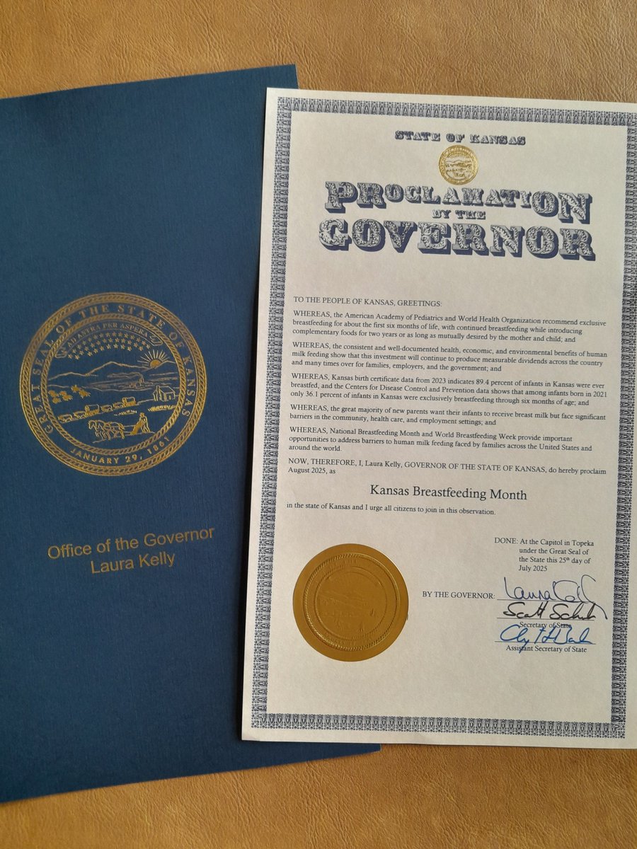 Kansas Health Institute (@khiorg) on Twitter photo 🤝 <a href="/GovLauraKelly/">Governor Laura Kelly</a> has proclaimed August as Kansas Breastfeeding Month.
Kansas Health Institute's Kari Bruffett joined partner organizations at the Statehouse on July 25 in recognition of the proclamation, which highlights the importance of breastfeeding to the health of Kansas 🤝 <a href="/GovLauraKelly/">Governor Laura Kelly</a> has proclaimed August as Kansas Breastfeeding Month.
Kansas Health Institute's Kari Bruffett joined partner organizations at the Statehouse on July 25 in recognition of the proclamation, which highlights the importance of breastfeeding to the health of Kansas