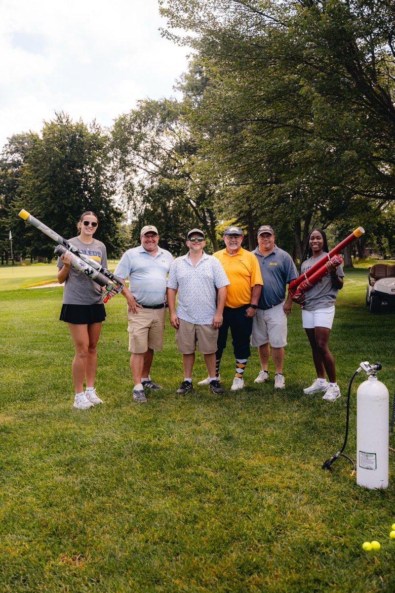 ToledoWBB's tweet image. From free throws to fairways, we’ve got it all 😎
Thanks to everyone who came out to support at our annual golf outing! 🏀🤝⛳️
#TeamToledo