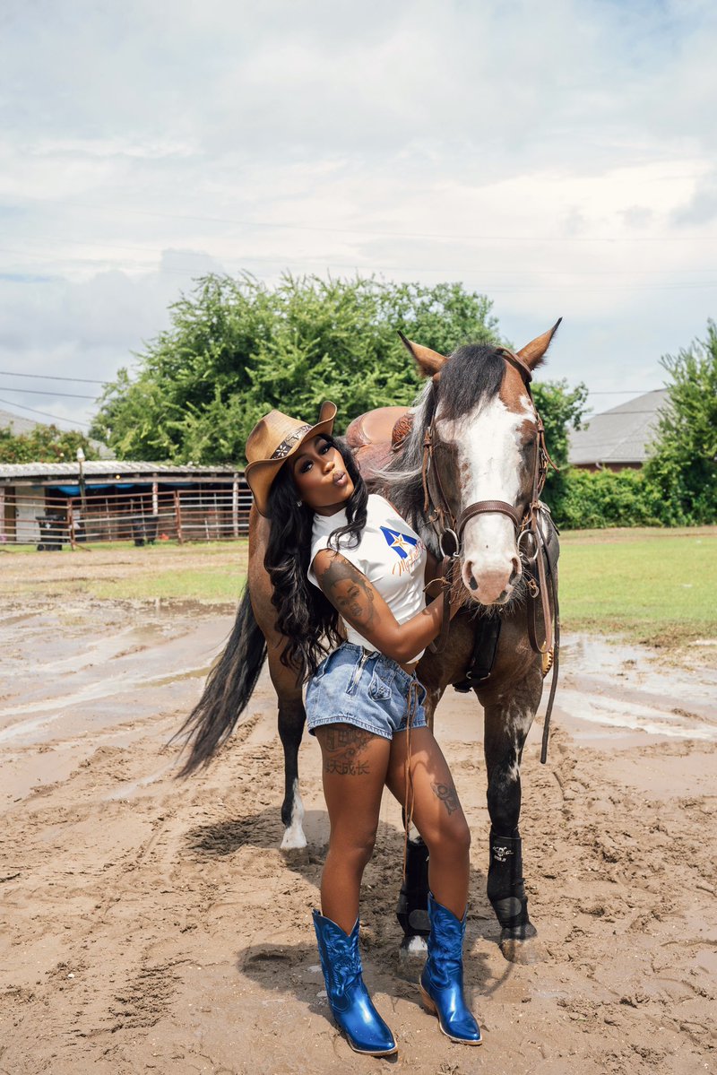 KWEENMANIII's tweet image. MY LAST RIDE🐎

Thank You, @UTArlington 💙🧡 #MSW