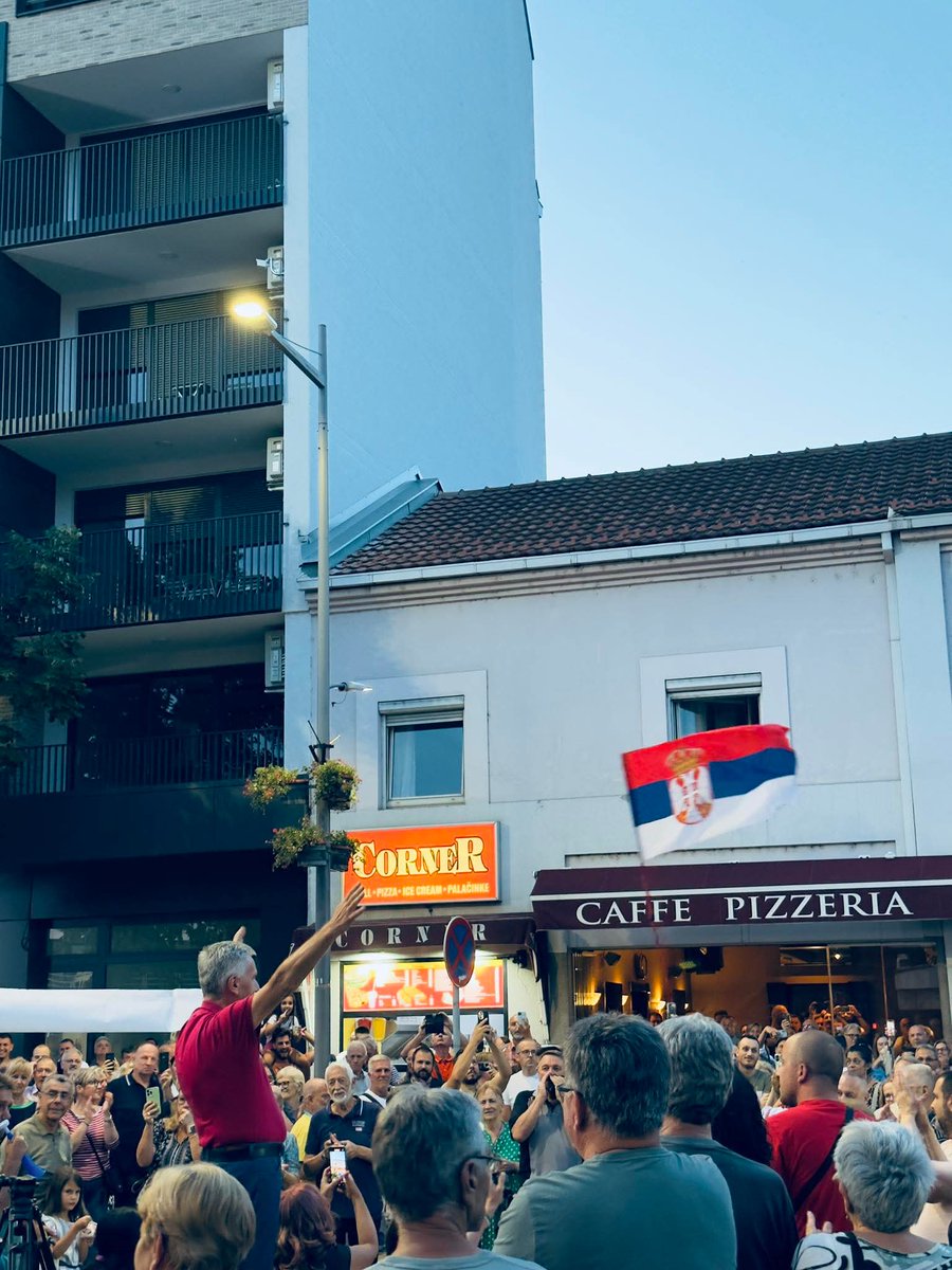 Podrska za Djordja Momica.
Foto <a href="/DjokovicDjordje/">Djordje Djokovic</a>