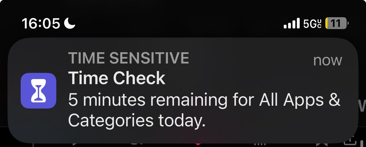 JayWhere_'s tweet image. Evil evil notification I will see you all when I get home and on my laptop