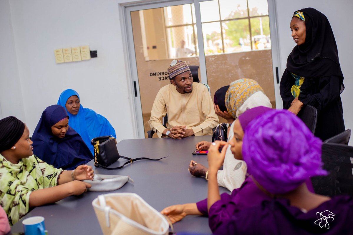 Naufal Ahmad Sr. ๐ณ๐ฌ (@9aufal) on Twitter photo 4.1 Million disbursed for the ArewaTechFest vendors to help them expand their businesses.
As promised by our leader Mal. <a href="/dikko_radda/">Dikko Umaru Radda, Ph.D. CON.</a> 4.1 Million disbursed for the ArewaTechFest vendors to help them expand their businesses.
As promised by our leader Mal. <a href="/dikko_radda/">Dikko Umaru Radda, Ph.D. CON.</a>