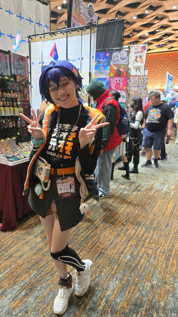 Ignis_NA1's tweet image. Vacation was fun, gotta get back to work now 🤙 #galaxycon #galaxyconraleigh #cosplay