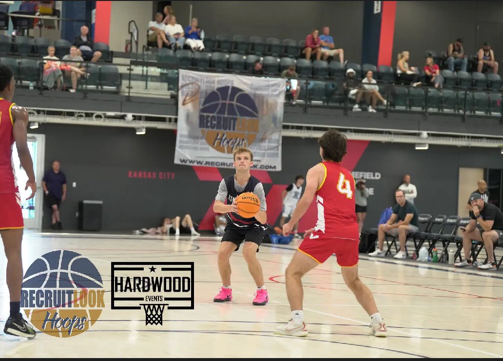 RL_HoopsKS's tweet image. Sunday Bucket Getters - @RL_Hoops x @HardwoodEvents Finale

&apos;26 @Robinson22Cohen - @VWBAelite
&apos;26 @GPopik - @SSA_Hoops
&apos;26 @Hudson4Lorensen - @hoops_kingdom
&apos;26 @natekelley_5 - The West

@RL_HoopsMedia
@CoachTreal2
@AYSABasketball
