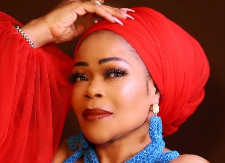 CableLifestyle's tweet image. Shaffy Bello: I dated younger men for fun — now I’m open to marriage | TheCableLifestyle lifestyle.thecable.ng/shaffy-bello-i…
