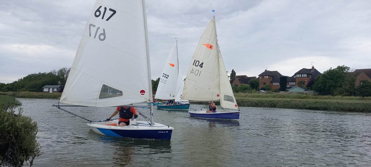 Eyott Sailing Club tweet media