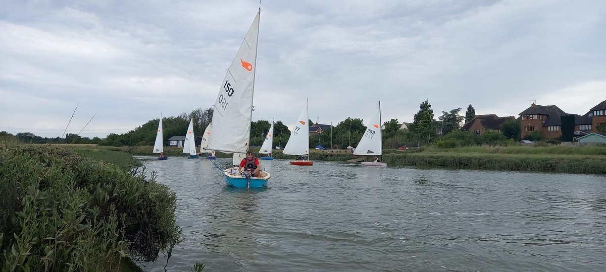 Eyott Sailing Club tweet media