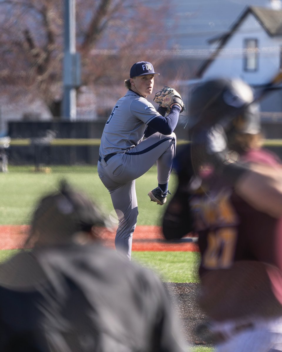 BrianYadlon's tweet image. Thank you @FDUKnightsBase for an amazing 2 years❤️💙
📸 (1st, 2nd, and 4th photo): sNAPPIes by Nappi (Erin Nappi)