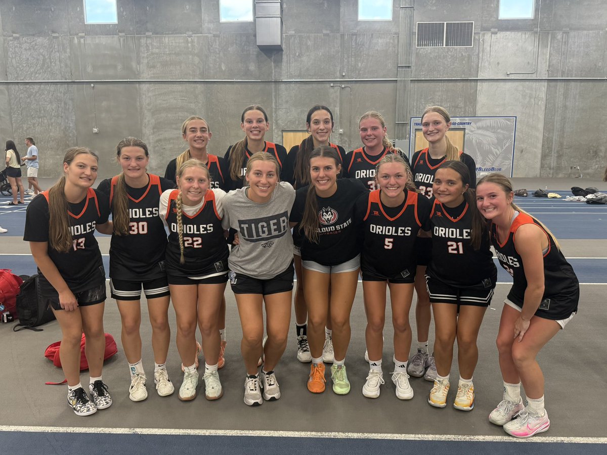 Lennox Girls Basketball tweet media