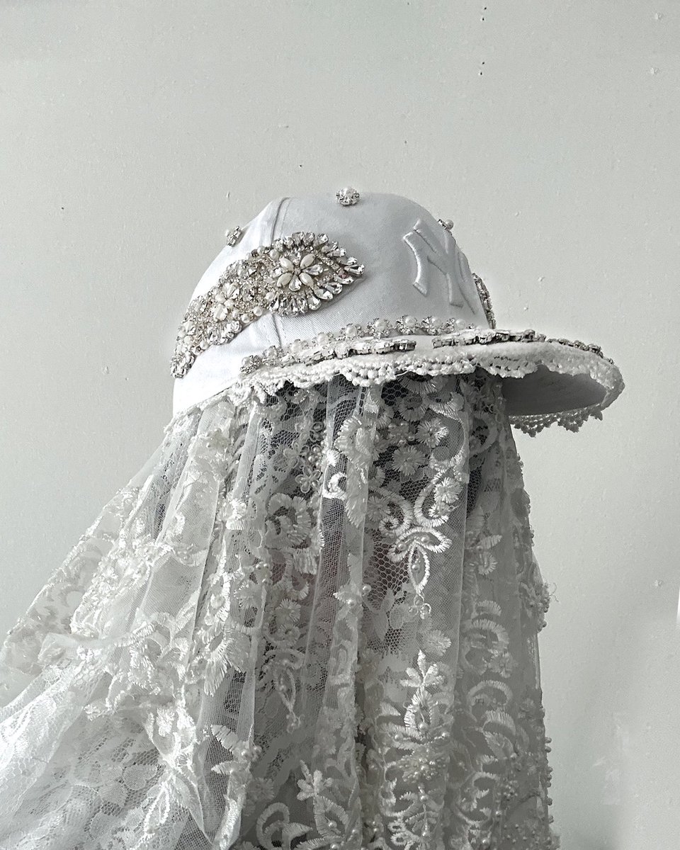 God Save The Queen Fitted 💎✨