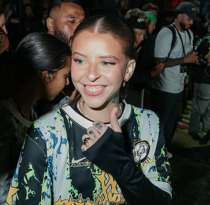 planetamiko's tweet image. amo 😭 su 😭 sonrisa 😭