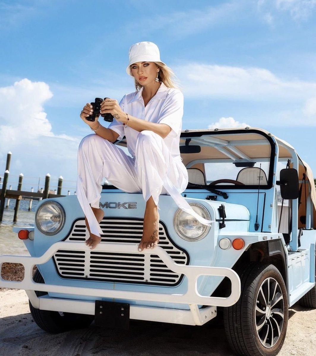 GordonMercedes9's tweet image. #MiniMonday #Roobars Apparently there are a lot of Bulls or Kangaroos on St Barts and Bognor Regis
Still being produced by Moke International
