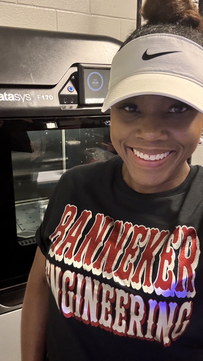 PENNSTERedu's tweet photo. Growing Up there was a tv series: WHERE IN THE WORLD IS CARMEN SAN DIEGO? I’ve made a change so: WHERE IN THE WORLD IS MS. PENN? I’m at my New Home for Impacting Scholars! My scholars past &amp; present are always connected  no matter where! Welcomed &amp; Celebrated! https://t.co/ftqDvoCntF