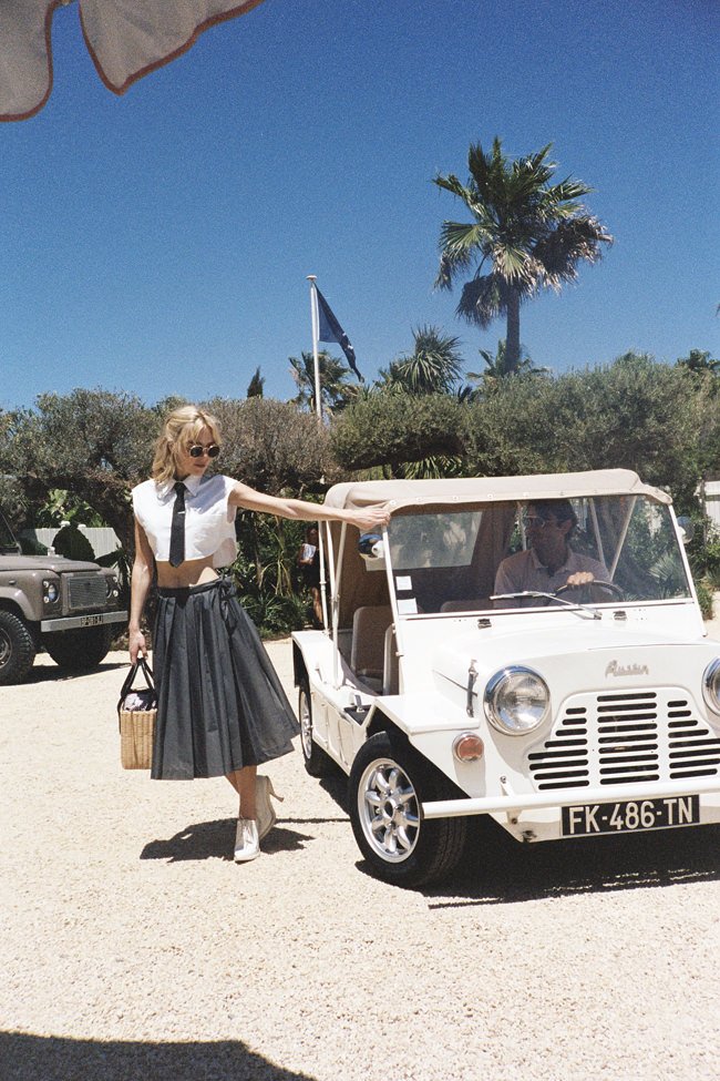 GordonMercedes9's tweet image. #MiniMonday #Roobars Apparently there are a lot of Bulls or Kangaroos on St Barts and Bognor Regis
Still being produced by Moke International