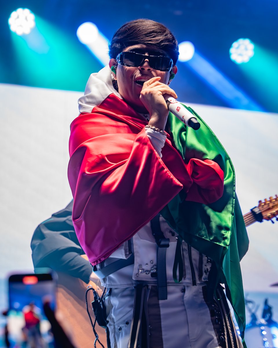 .<a href="/OscarMaydonDT/">Oscar Maydon</a> LIT UP <a href="/paramountdenver/">Paramount Denver</a> on Saturday night 🔥

📸:  <a href="/AliveCoverage/">Alive Coverage</a>