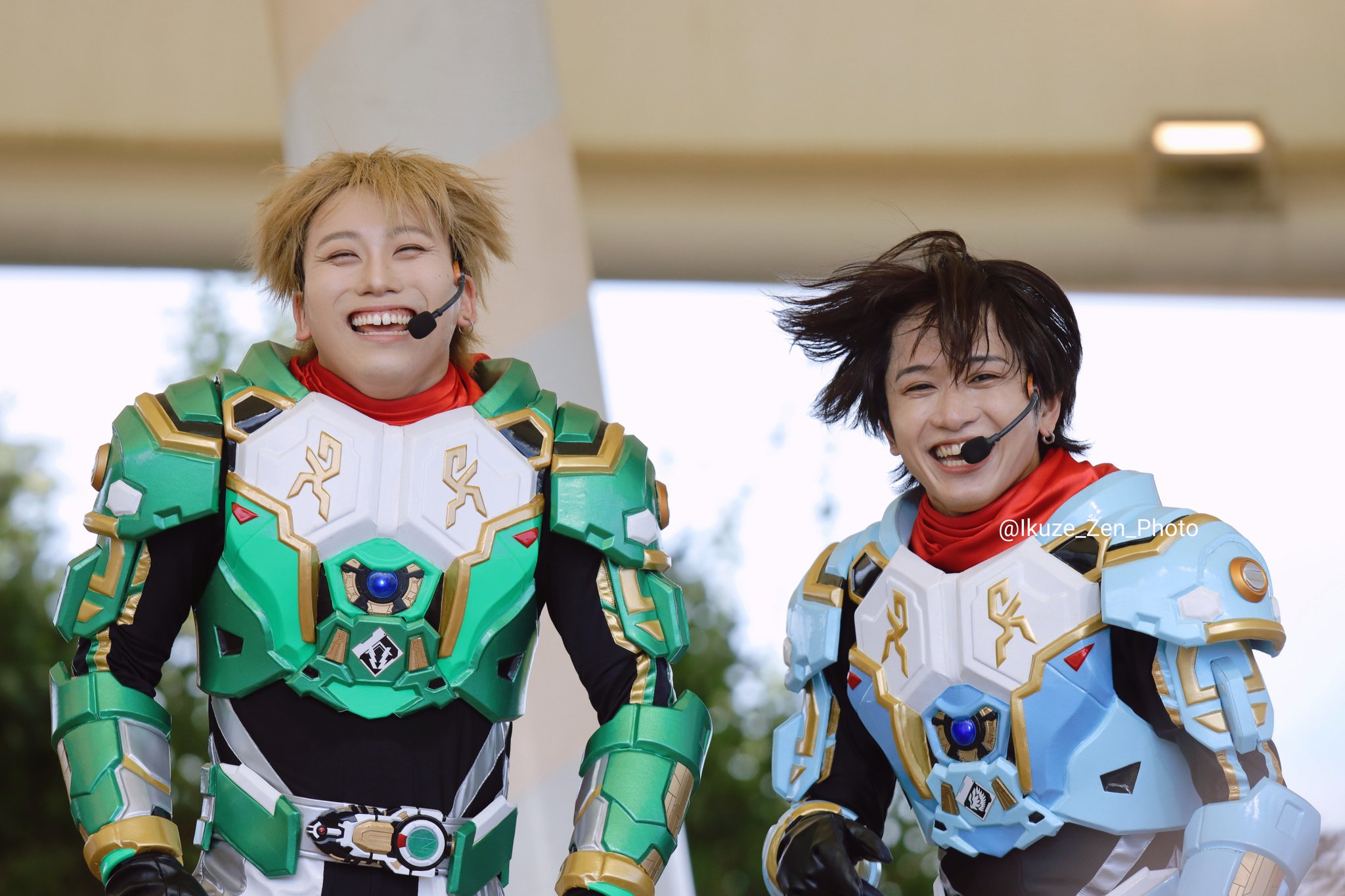 特撮 ZARIGANI BOYZ 特撮Boyz | 目指せ!!世界のヒーローアイドル!!