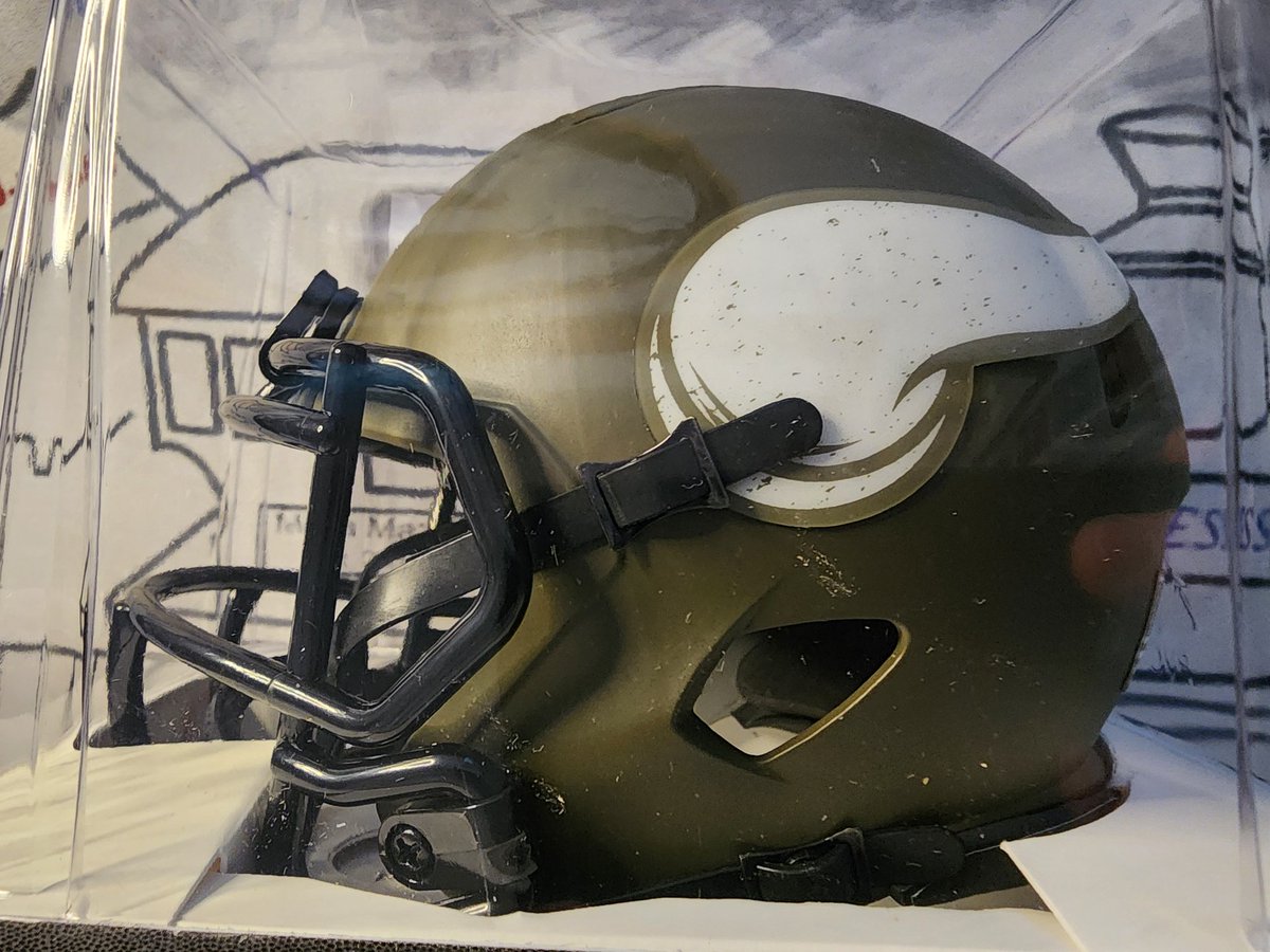 #SmokeBreaks Mitch Mazur (@footballcrdonly) on Twitter photo Super Slick Random Autographed Football Mini Helmet Today at #SmokeBreaks! Congrats <a href="/TCovCards11/">TCovCards</a> on the Salute to Service, Sam Darnold, Minnesota Vikings Signed Helmet! Magical run he had last year, interested to see if he can do it again! <a href="/CrattyPatty25/">CrattyCards</a> <a href="/JayrCards/">Harry</a> <a href="/17langeb/">BJ Langenbau</a> Super Slick Random Autographed Football Mini Helmet Today at #SmokeBreaks! Congrats <a href="/TCovCards11/">TCovCards</a> on the Salute to Service, Sam Darnold, Minnesota Vikings Signed Helmet! Magical run he had last year, interested to see if he can do it again! <a href="/CrattyPatty25/">CrattyCards</a> <a href="/JayrCards/">Harry</a> <a href="/17langeb/">BJ Langenbau</a>