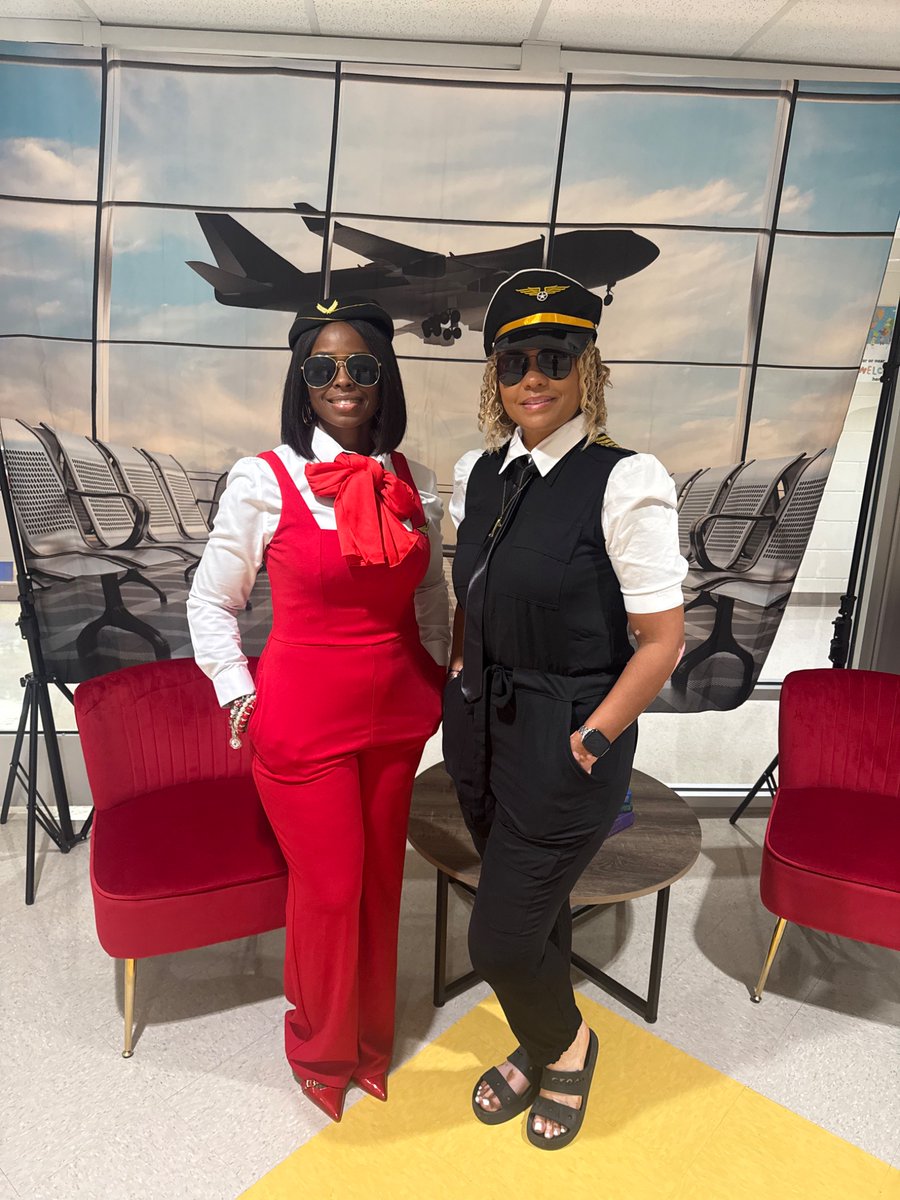 Ms. D Bolden tweet media