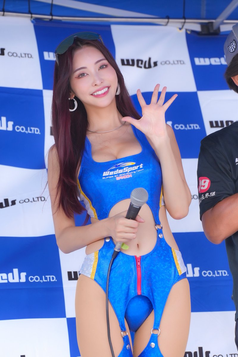 kimshin69's tweet image. 2025.07.27
#weds ホイールフェア

#WedsSportRACINGGALS
南真琴 さん
（@makoto_minami ）

念願の仙台でweds😇

#南真琴
#タイヤワールド館ベスト
#wedssport 
#WedsSportBANDOH
#レースアンバサダー