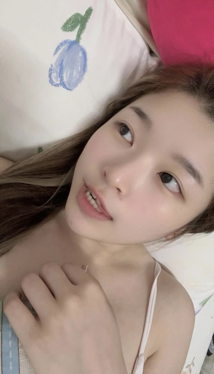 像我這款～有事沒事就往床上躺是能有多壞🤪

#中壢 
#賴bebe84023