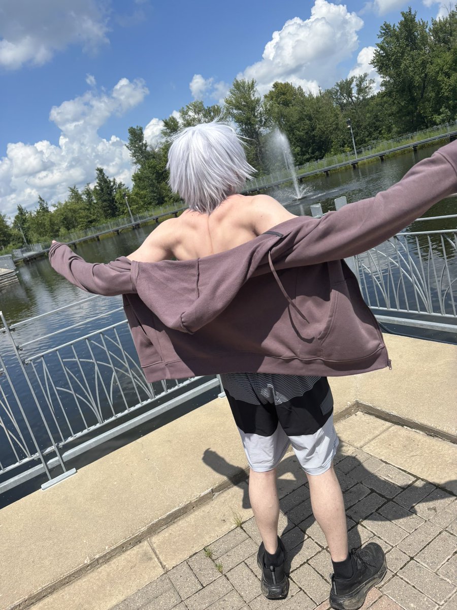 NovaSizer69's tweet image. Swimsuit gojo cosplay that i totally didn’t forget to post on here