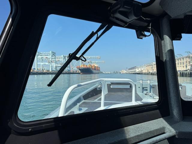 CambridgeMAFire's tweet image. II) Cambridge Police Youth Academy: It was a good educational experience to learn about the capabilities & responsibilities of the FD & MSP Marine Units. Hopefully there are some future firefighters, police officers or troopers in the group!