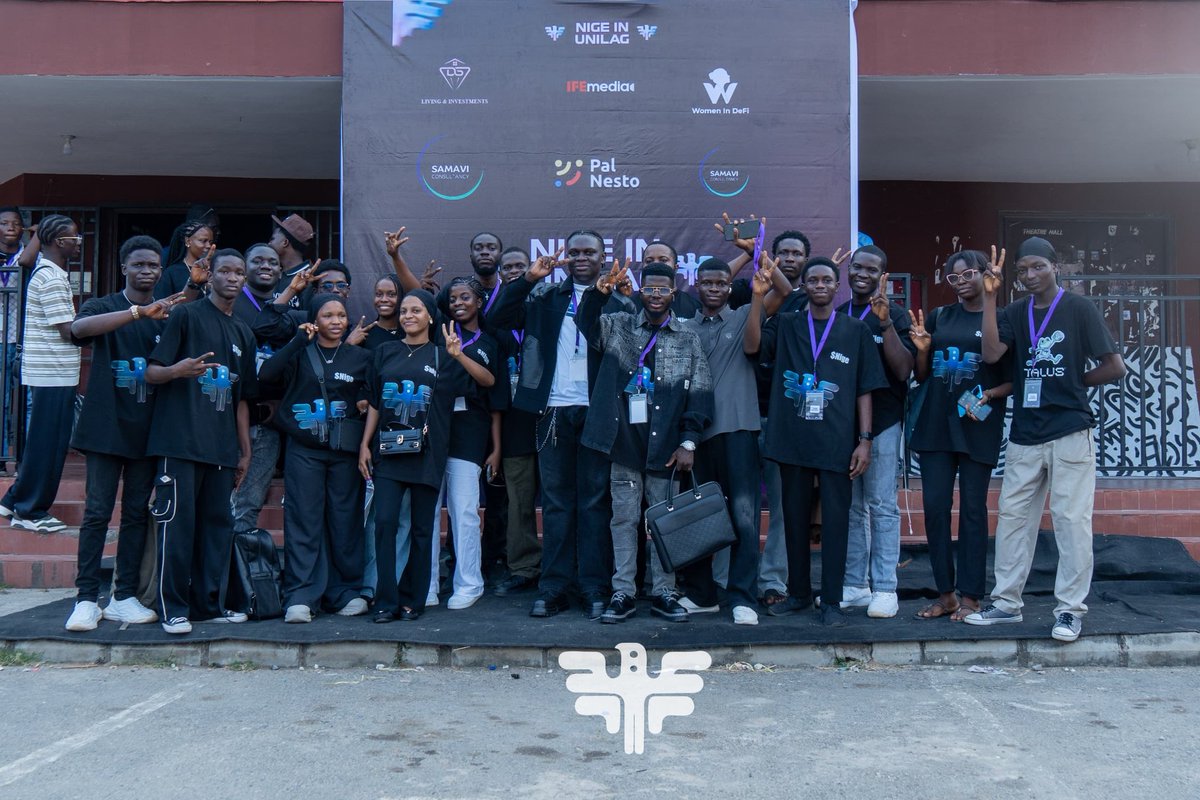This is the wonderful team that made our event at UNILAG an absolute success! Give them some love 👇💙