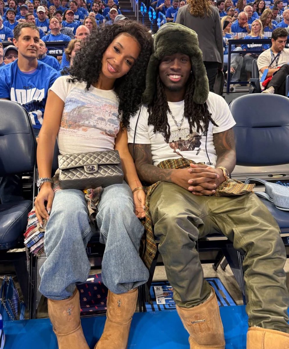 FearedBuck's tweet image. Kai Cenat’s girlfriend believes she should be able to drive his cars because she’s his girlfriend 👀