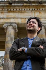 Nuevo héroe nacional