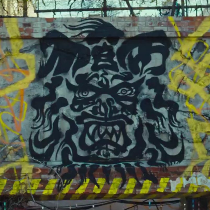 nyartem69's tweet image. WHY DOES IT LOOK LIKE IT WENT TROUGH DRUGS 😭😭😭😭
#WINDBREAKER