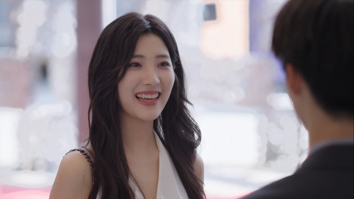 nunca achei que diria isso mas deus traz de volta a yue yue e leva o wang shuo😭😭😭
#RevengedLove