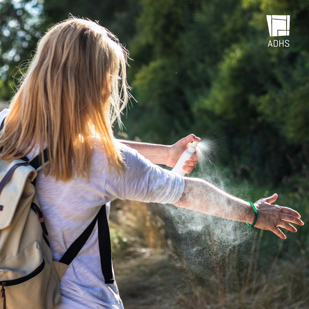 AZDHS's tweet image. Ensure you use mosquito repellent if your skin is exposed!

Be sure to read the FAQs on repellent use and safety: 1.azdhs.gov/2YrwxXO