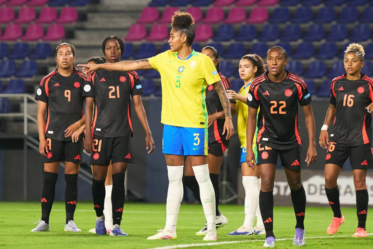 QUEM VAI PRA FINAL? 🇧🇷🇦🇷🇨🇴🇺🇾

Vai rolar a bola para as semifinais da Copa América Feminina!
Hoje a Argentina encara a Colômbia e amanhã o Brasil encara o Uruguai!

Em quem você confia?
📲 tinyurl.com/49dmser5

📸 Imago

#Betano #Confia
