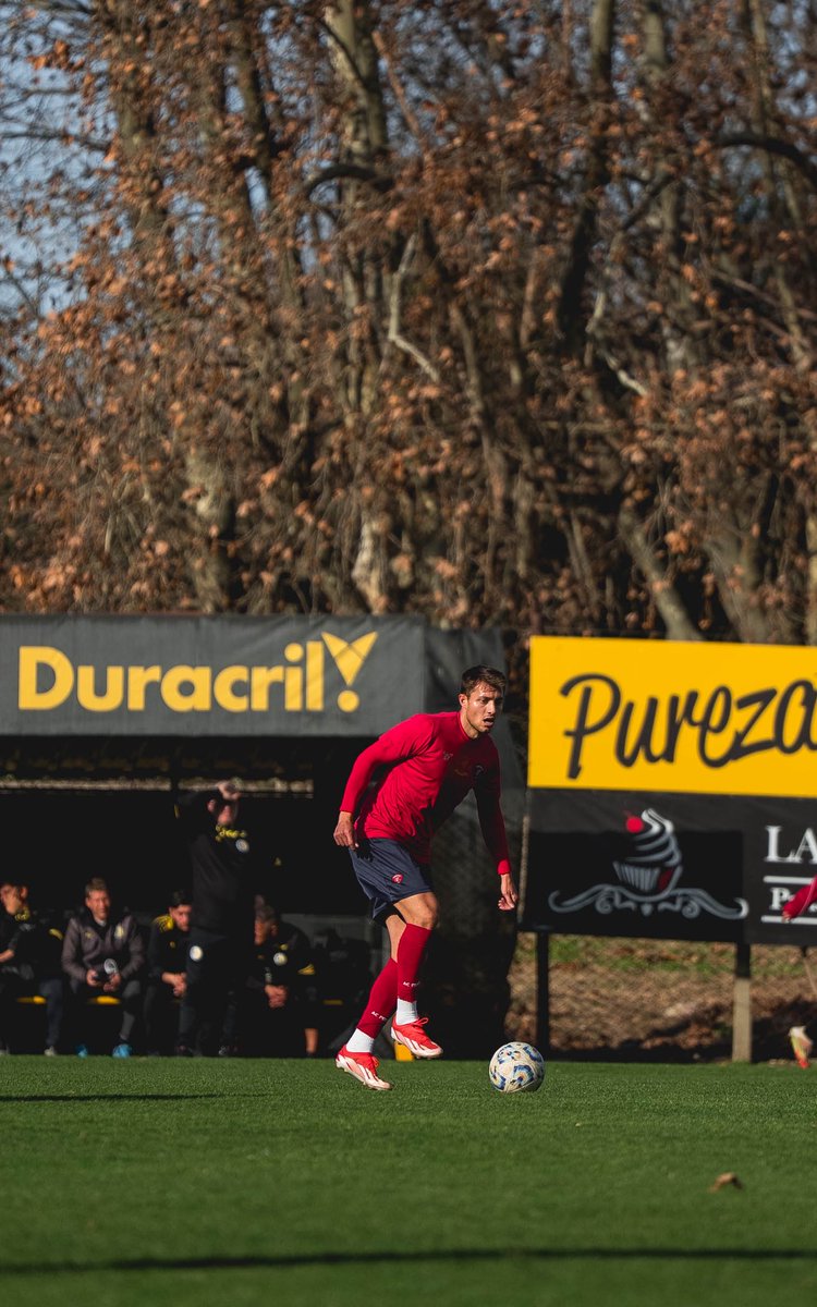 Un 𝑎𝑚𝑖𝑠𝑡𝑜𝑠𝑜 vittorioso! 💪⚪️🔴

Il ritiro a #Ezeiza si chiude con una vittoria ✌️

#ClubComunicacionesPerugia 0-1

acperugiacalcio.com/club-comunicac…

#vamosgrifo <a href="/seriec/">America Brasil</a> #ritiro2025 <a href="/clubcomu/">Club Comunicaciones</a>