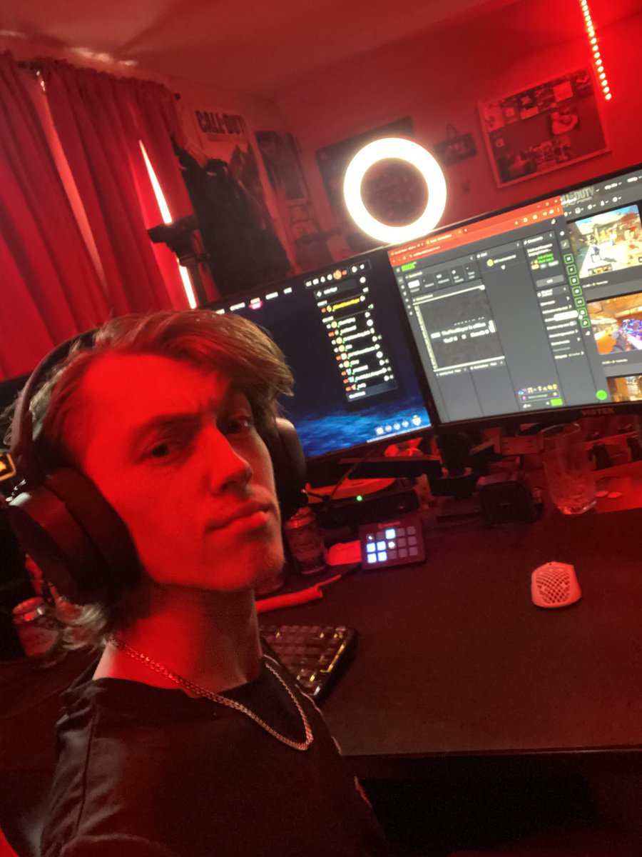 TheFineMayor's tweet image. 🔴 Live Now!!
SnD and 10v10 Sniping going for clips.
Join here: kick.com/thefinemayor