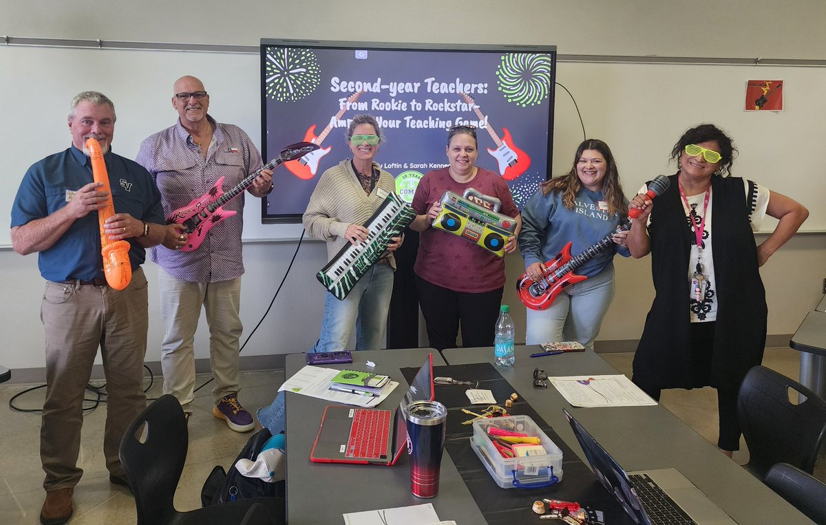 Great first day of July Comal U! See you tomorrow for day ✌🏻💚 #ComalU25