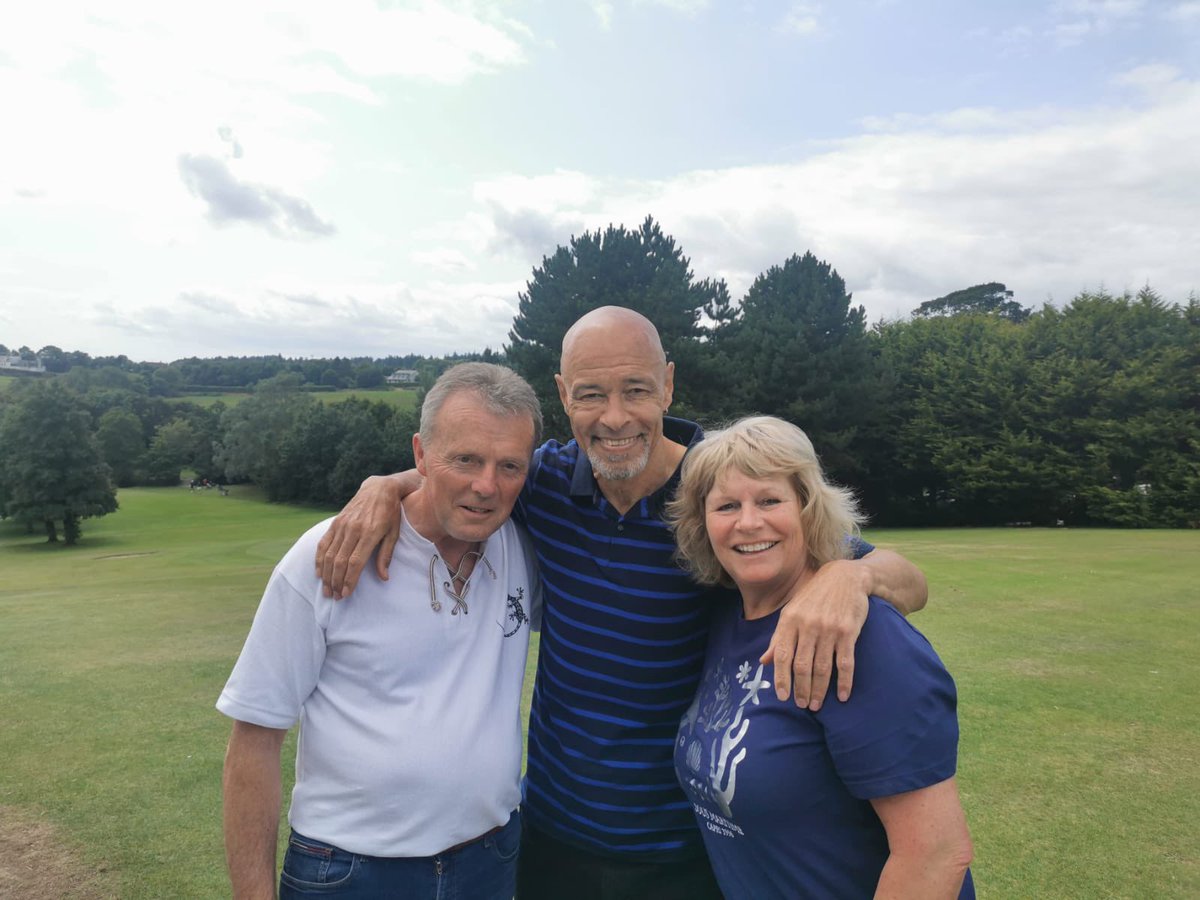 SurgeryUhw's tweet image. Huge thank you Mick Cuddihy, Betty, Connor and Paul McGrath and for your very generous @UHW_Waterford Golf Fundraiser @Rathaspeckmanor last Saturday #ColorectalCancerResearch
gofundme.com/f/rtgbp-colore…