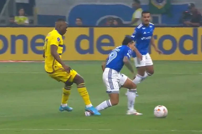 GodzillaACD's tweet image. ¿En qué momento se derrumbó Boca