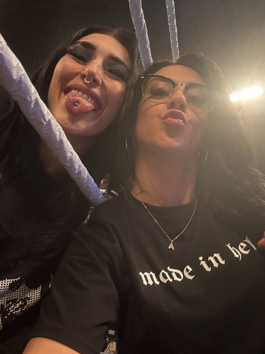 Mami &amp; Mamacita 🔥

<a href="/RheaRipley_WWE/">RheaRipley_WWE</a>