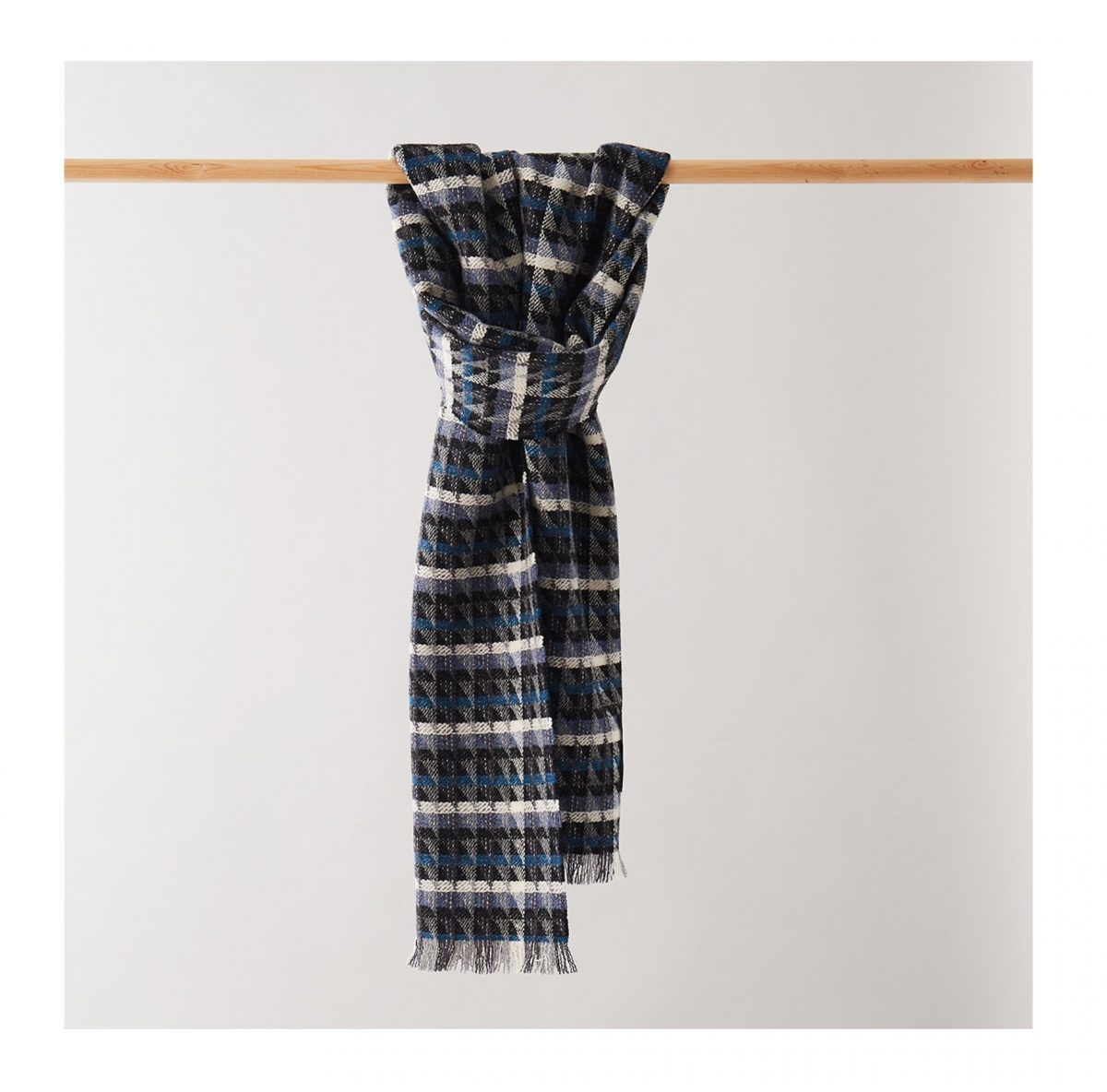 Cardigan Blue Regular Scarf tuppu.net/bee830d2 #EarlyBiz #UKCrafters #KraftSpace #UKGiftHour #Firsttmasster #Shopsmall #ShopIndie #Scarves
